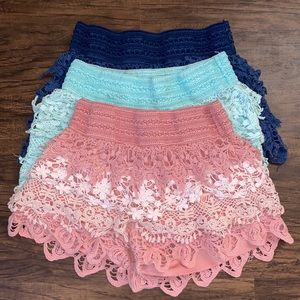 Lace floral shorts
